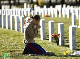 母親節(jié)能掃墓嗎？母親節(jié)給母親上墳合適嗎？