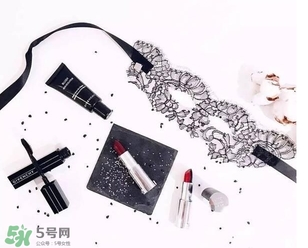 紀(jì)梵希雙色唇膏口紅哪個(gè)顏色好看？紀(jì)梵希雙色唇膏色號(hào)推薦