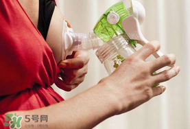 電動吸奶器如何選擇？怎么選擇電動吸奶器？