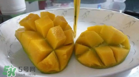 芒果每天吃多少合適？芒果一天吃幾個(gè)為宜