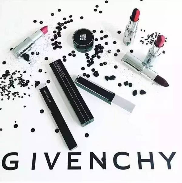 紀梵希雙色唇膏口紅什么時候上市？紀梵希雙色唇膏上市時間