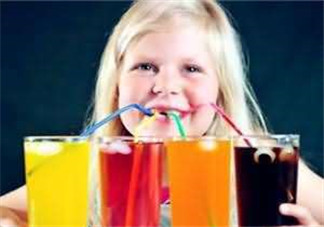 寶寶能喝碳酸飲料嗎？寶寶喝碳酸飲料有什么危害？