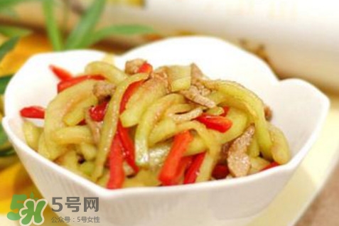 西瓜皮能吃嗎？西瓜皮怎么做好吃