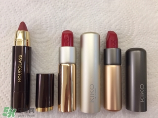 hourglass唇膏筆和kiko唇膏筆哪個(gè)好_試色對(duì)比圖 hourglass唇膏筆和kiko唇膏筆哪個(gè)好_試色對(duì)比圖