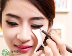 初學者怎么畫眼線?初學者畫眼線步驟圖解 初學者怎么畫眼線?初學者畫眼線步驟圖解