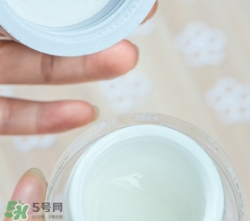 dr.wu達爾夫玻尿酸面霜怎么樣？dr.wu玻尿酸面霜怎么用？