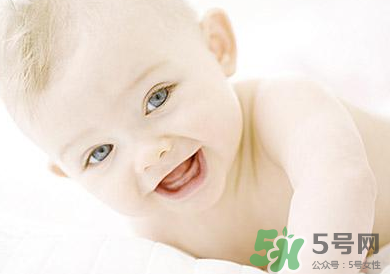 該怎么給嬰兒做口腔護(hù)理？新生兒口腔護(hù)理有哪些要點(diǎn)？