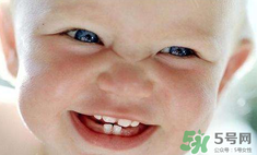 該怎么給嬰兒做口腔護(hù)理？新生兒口腔護(hù)理有哪些要點(diǎn)？