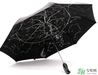 防紫外線傘可以淋雨嗎？防紫外傘雨天可以打嗎？