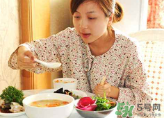 夏天做月子穿什么鞋？夏天做月子如何選擇鞋子？