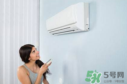 夏天坐月子可以吹風(fēng)扇嗎？夏天風(fēng)扇能不能給產(chǎn)婦用？