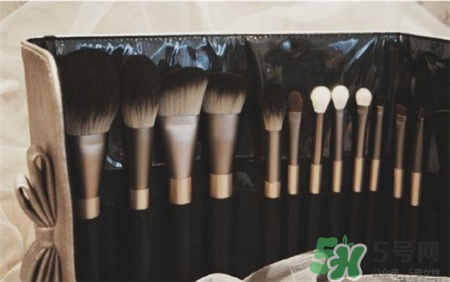 受受狼小葡萄多少錢(qián)?受受狼小葡萄化妝刷價(jià)格 受受狼小葡萄多少錢(qián)?受受狼小葡萄化妝刷價(jià)格