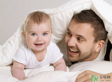 夏天嬰兒穿什么？夏天嬰兒穿什么合適？