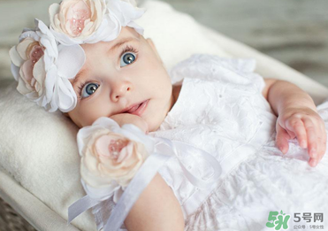 夏天嬰兒穿什么？夏天嬰兒穿什么合適？