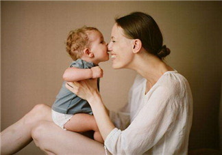 夏季做月子能開(kāi)空調(diào)嗎？夏季做月子可不可以吹空調(diào)呢？