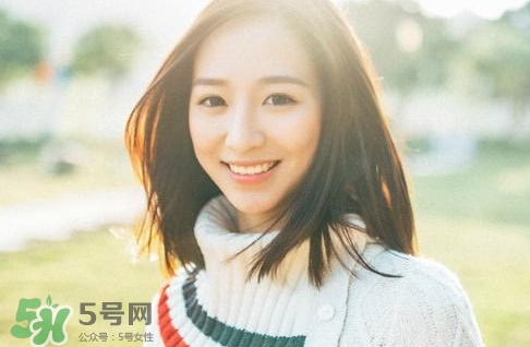 洗澡后皮膚瘙癢是怎么回事_為什么洗澡后皮膚瘙癢 洗澡后皮膚瘙癢是怎么回事_為什么洗澡后皮膚瘙癢