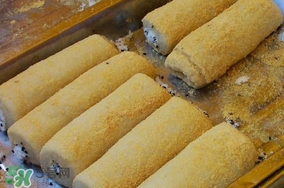 打糕和驢打滾是一樣的嗎？打糕是什么做的