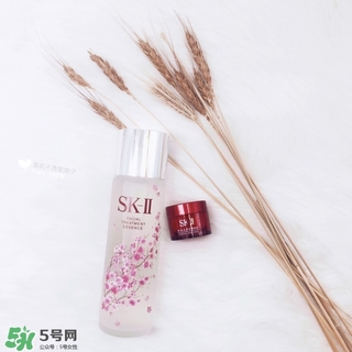 sk2櫻花版和普通版的區(qū)別 skii櫻花神仙水和普通版哪個貴？