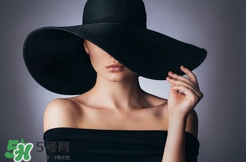 HIV真有這么可怕嗎？艾滋病的臨床表現(xiàn)主要有哪些