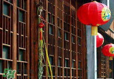 艾草掛門上是什么意思？艾草放門口什么作用？