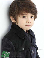 什么原因?qū)е潞⒆有愿駜?nèi)向？孩子性格內(nèi)向該怎么辦？