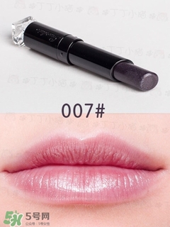 嬌蘭小黑裙007值得入嗎？嬌蘭小黑裙007唇膏口紅怎么樣？