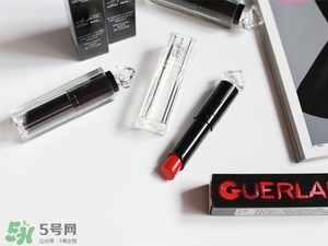 嬌蘭小黑裙007值得入嗎？嬌蘭小黑裙007唇膏口紅怎么樣？