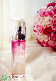 資生堂新透白精粹水怎么樣？資生堂新透白精粹水爽膚水好用嗎