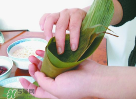 干粽葉泡多長(zhǎng)時(shí)間？干粽葉要泡多長(zhǎng)時(shí)間才能包粽子？