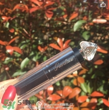 嬌蘭小黑裙003好看嗎？嬌蘭小黑裙唇膏003試色