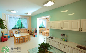 米雅上的幼兒園是哪一家？卡爾安娜國際兒童會館怎么樣？