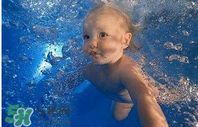 寶寶游泳耳朵進水了怎么辦？寶寶游泳如何避免耳朵進水？