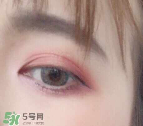 makeup revolution桃花盤(pán)怎么畫(huà)？makeup revolution桃花盤(pán)教程