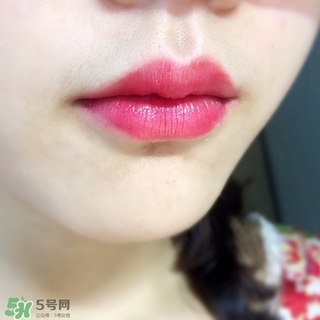 嬌蘭小黑裙022多少錢？嬌蘭小黑裙022專柜價格