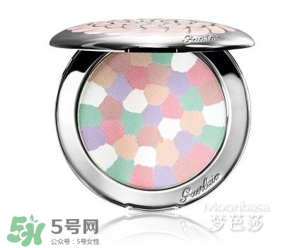 嬌蘭和迪奧粉餅?zāi)膫€(gè)好？嬌蘭和dior迪奧粉餅對(duì)比