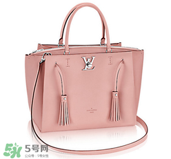 lv lockmeto流蘇手提包正品多少錢？lv新款流蘇包專柜價格
