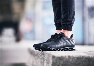 adidas springblade最新款多少錢？阿迪達斯刀鋒戰(zhàn)士專柜價格