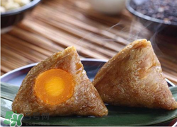 蛋黃粽子怎么包？蛋黃粽子怎么做？