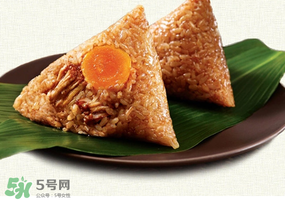 蛋黃肉粽怎么做好吃？蛋黃肉粽的家常做法