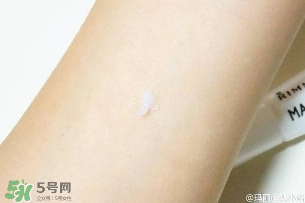 rimmel芮謎口紅雨衣和clio珂萊歐口紅雨衣哪個(gè)好_對(duì)比 rimmel芮謎口紅雨衣和clio珂萊歐口紅雨衣哪個(gè)好_對(duì)比