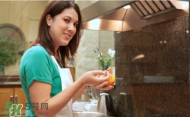 吃桃子要不要削皮？吃桃子的去皮方法