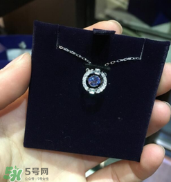 施華洛世奇跳動(dòng)的心項(xiàng)鏈多少錢？施華洛世奇跳動(dòng)的心專柜價(jià)格