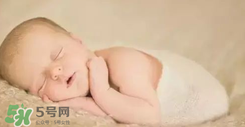 寶寶臍帶掉了要緊嗎？寶寶臍帶掉了出血了怎么辦？