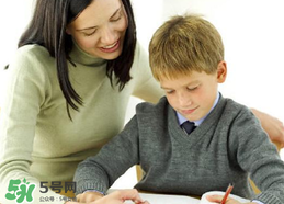 引起兒童恐懼心理的原因有哪些？克服恐懼心理的方法有哪些？