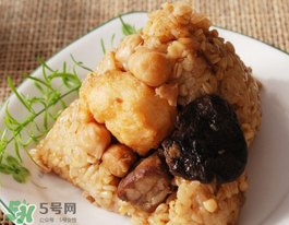 花生粽子怎么做好吃？花生粽子怎么包？