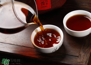普洱茶發(fā)霉了怎么處理？普洱茶發(fā)霉了還能喝嗎？