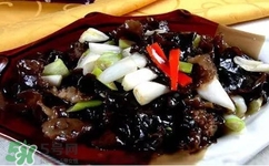 苦瓜能和木耳一起炒嗎？木耳可以和苦瓜一起吃嗎