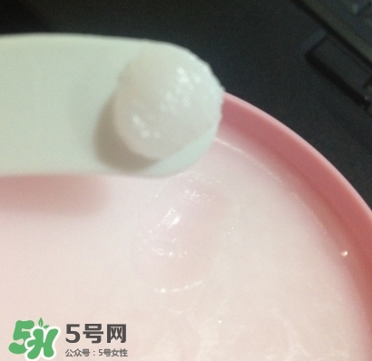 ukiss悠珂思卸妝膏怎么用？ukiss悠珂思卸妝膏使用方法