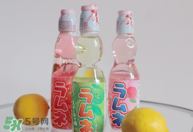 彈珠汽水怎么開？彈珠汽水怎么開不會(huì)噴？