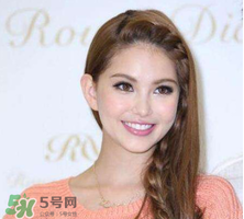 昆凌二胎順產(chǎn)嗎？昆凌二胎順產(chǎn)還是剖腹產(chǎn)？